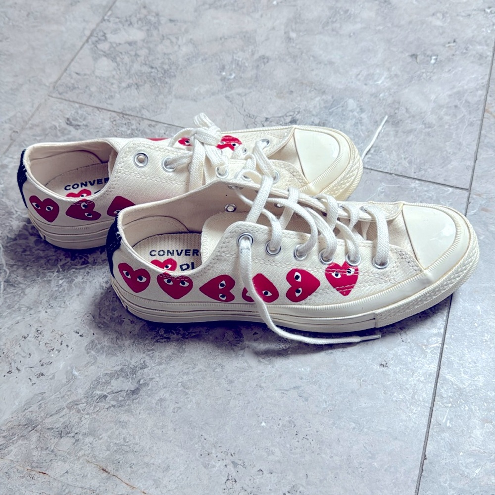 Converse x Comme des Garçons low chucks. Women’s Size 8.